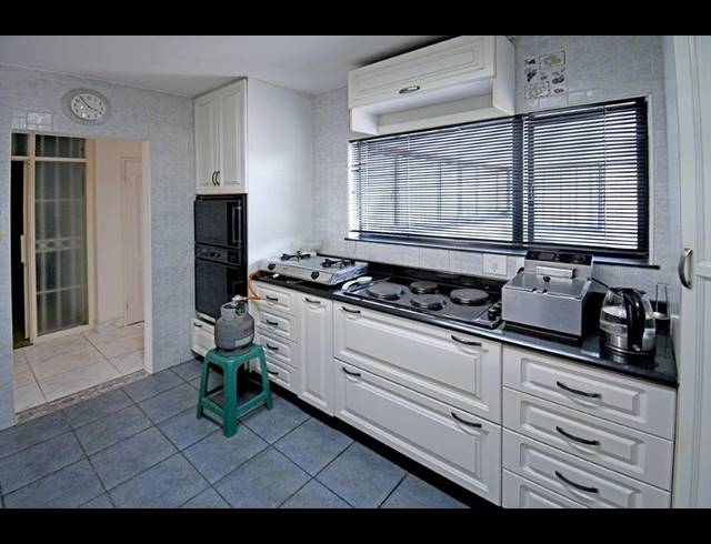4 BEDROOM APARTMENT FOR SALE IN FORDSBURG